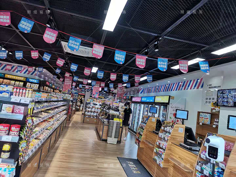 零食店鋪裝修完工現場實景圖