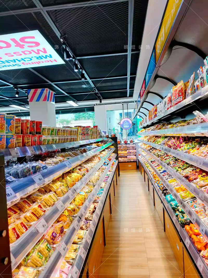 零食店鋪裝修完工現場實景圖