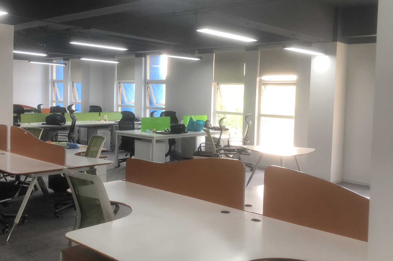 公司辦公室員工辦公區裝修展示